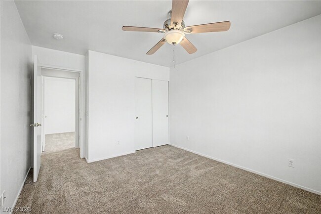 Building Photo - 3468 Momentum Ct