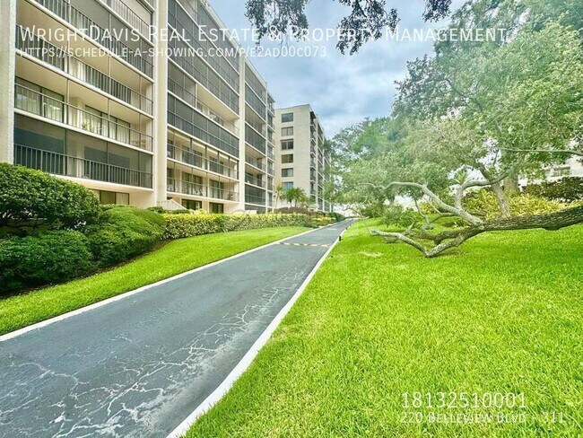 Building Photo - 220 Belleview Blvd