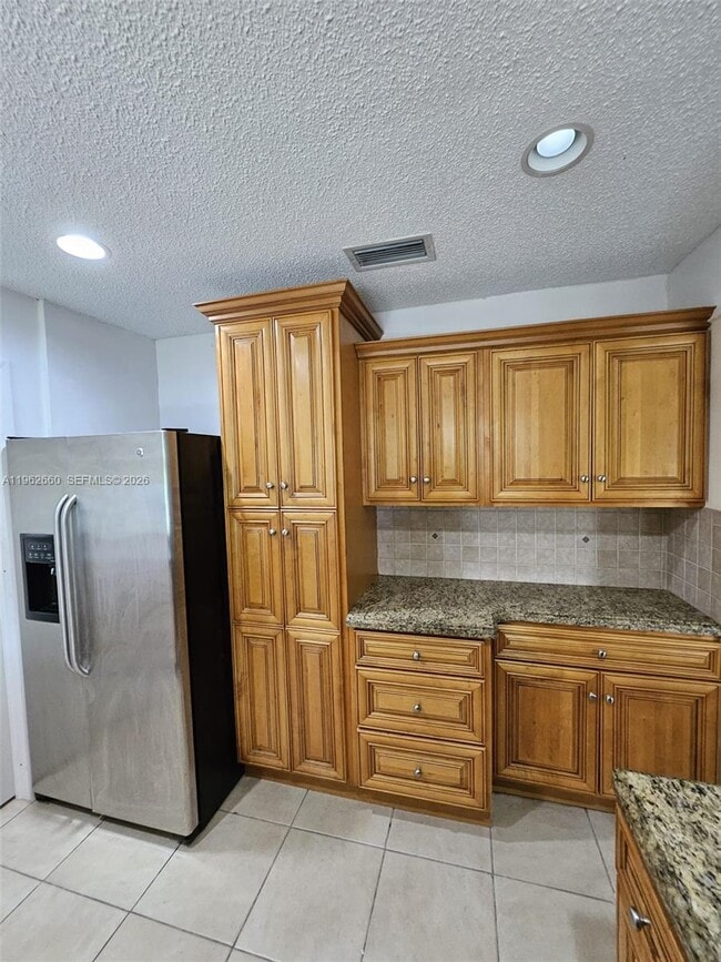 Building Photo - 3941 NW 115th Terrace