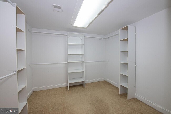 Building Photo - 2083 Welsh Valley Rd