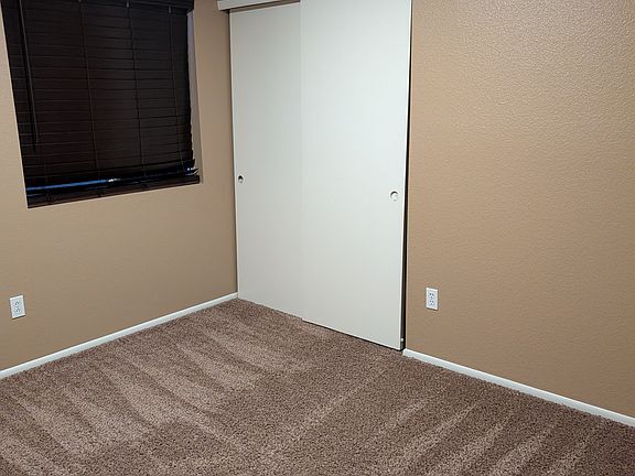 Building Photo - 10430 W Orange Dr