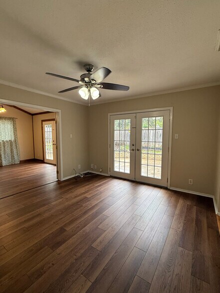 Building Photo - 5706 Gomer Pyle Dr