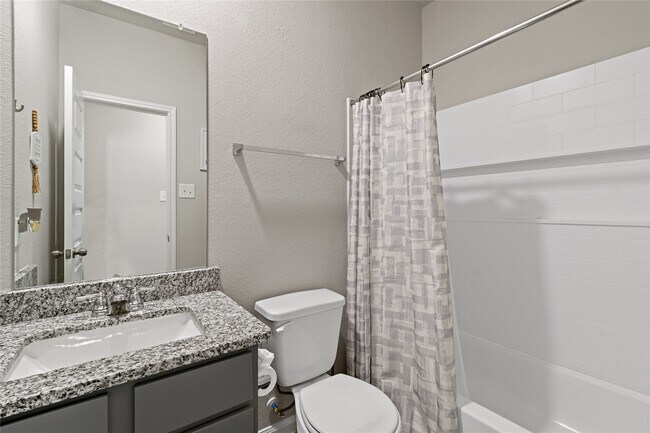 Building Photo - 13770 Goldeye Dr