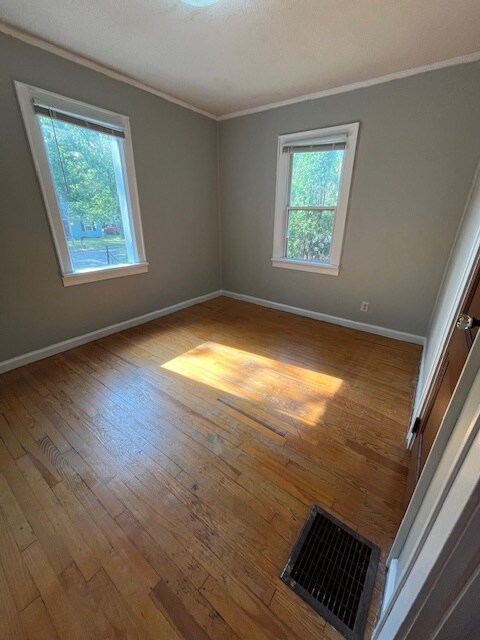 Bedroom #1 - 1800 N Rosewood Ave