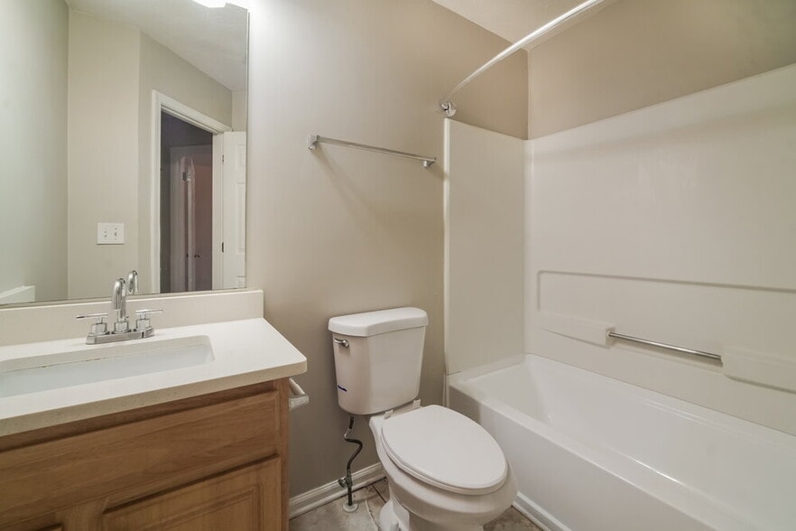 Building Photo - 2530 Carolina Ridge