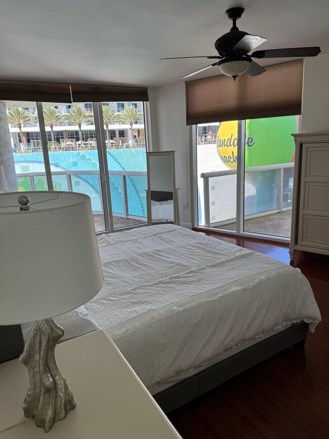 Building Photo - 1800 S Ocean Dr