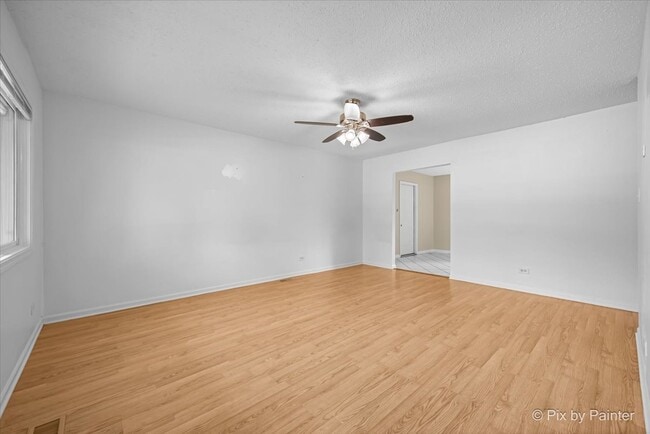 Building Photo - 295 Frederick Ct