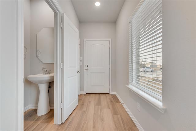 Building Photo - 225 Cranz Farm Dr
