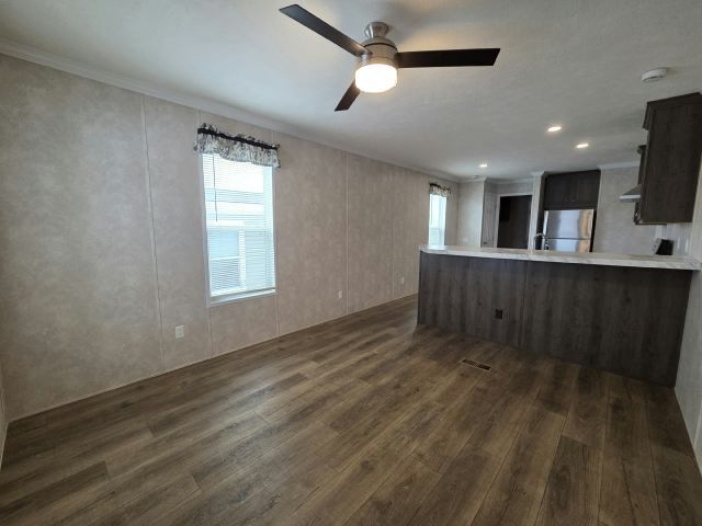 Building Photo - 202 Bluejay Ln