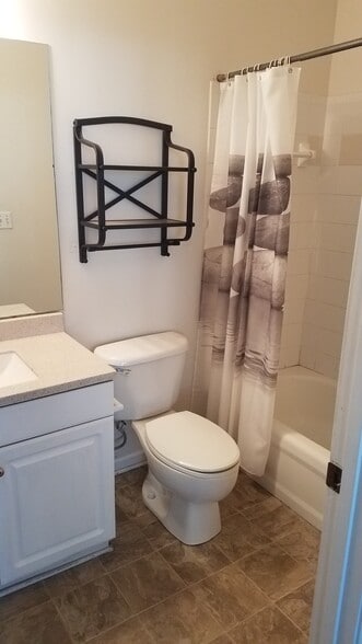 Building Photo - 100 Kensington Blvd