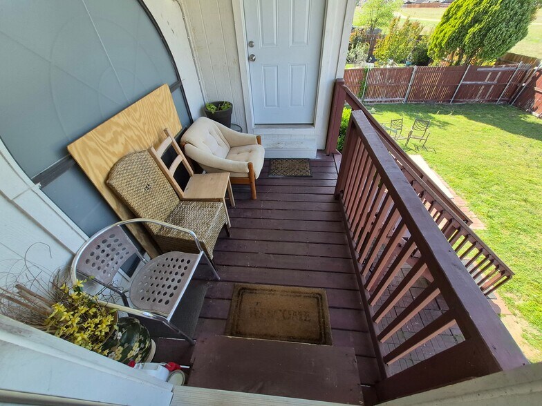 Building Photo - 5611 Aberdeen Dr