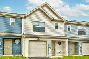 Building Photo - Goldfinch Meadows