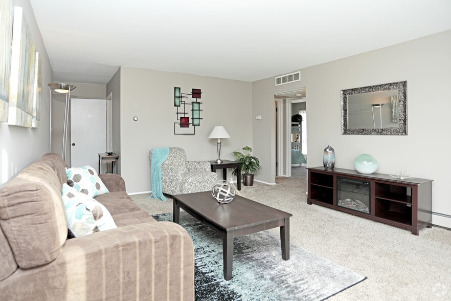 Manor Roseville, MI 19700 Masonic Blvd Roseville MI 48066