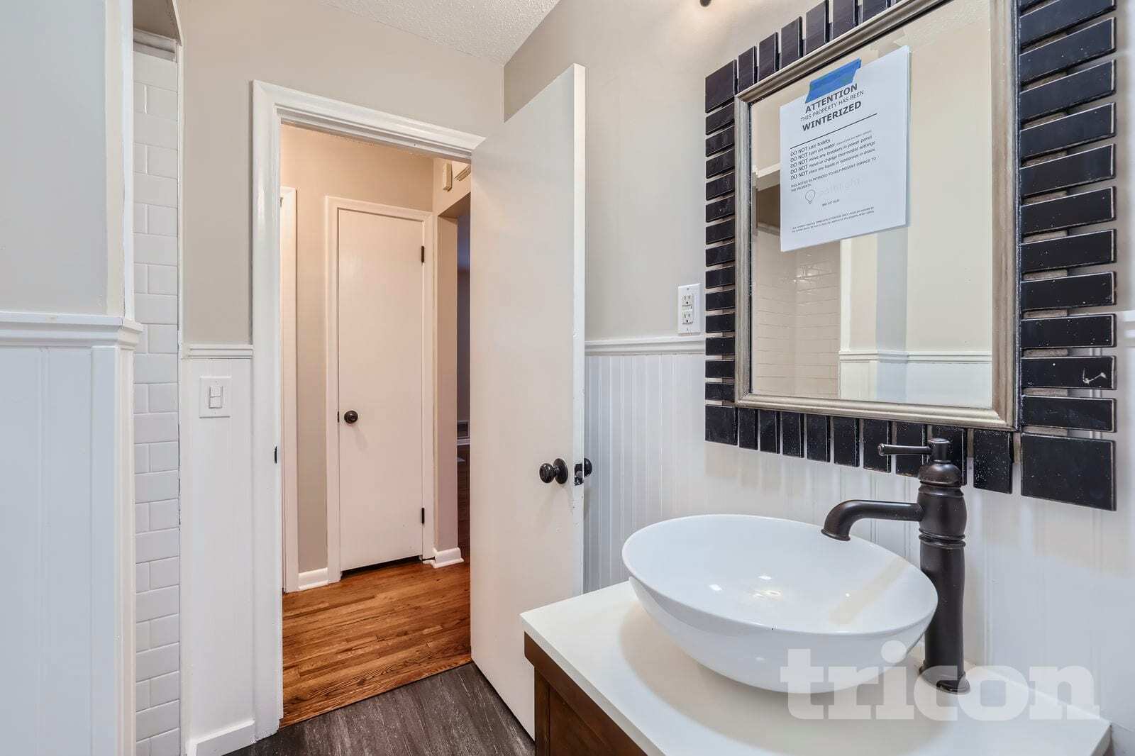 Building Photo - 4020 Nevada Ave N