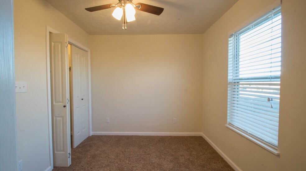 Building Photo - 1616 Ginger Ave