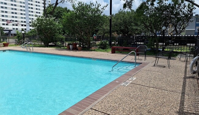 Building Photo - 7510 Hornwood Dr