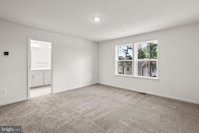 Building Photo - 8256 Longford Rd