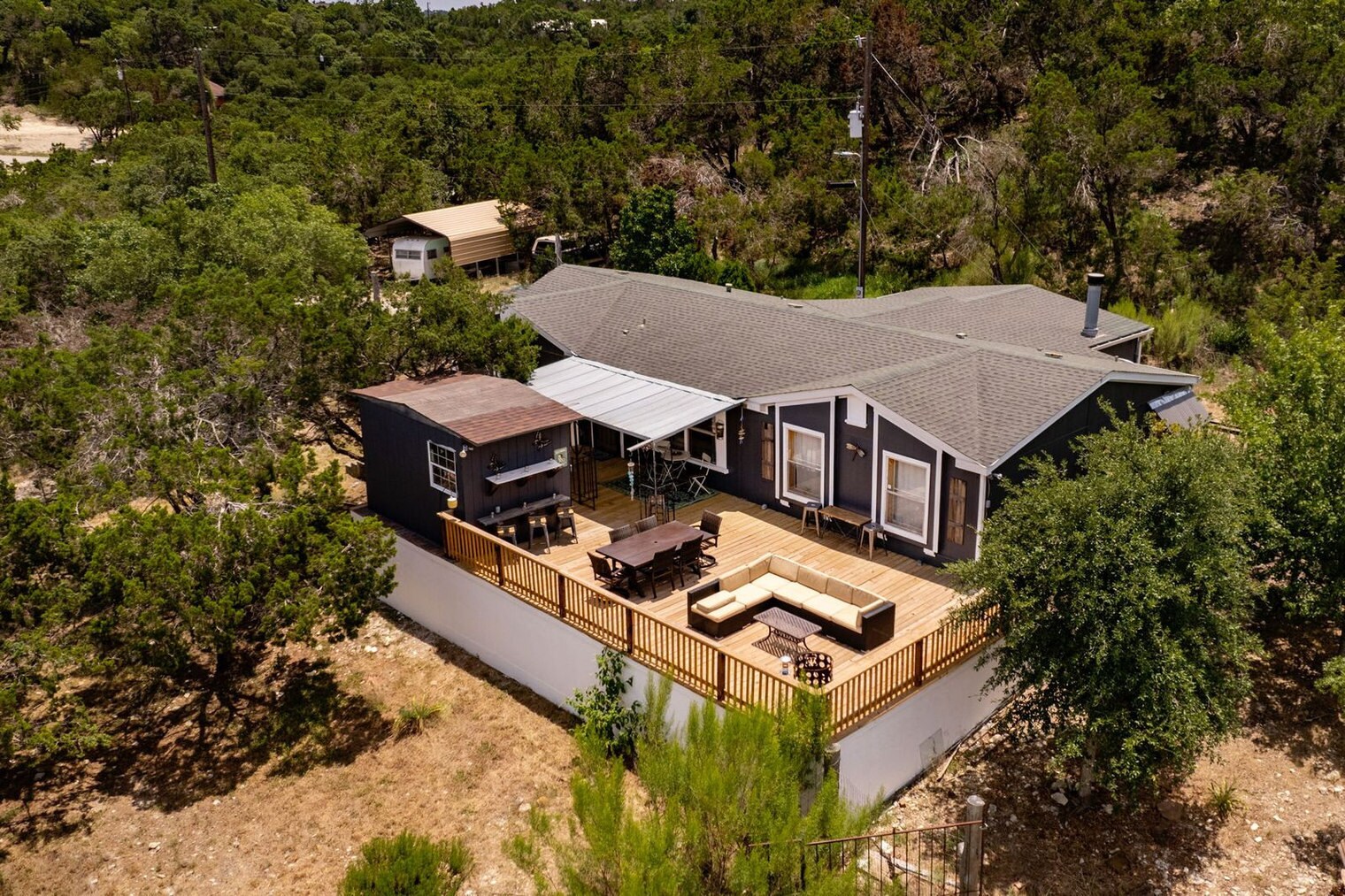 Building Photo - 705 Firefly Dr