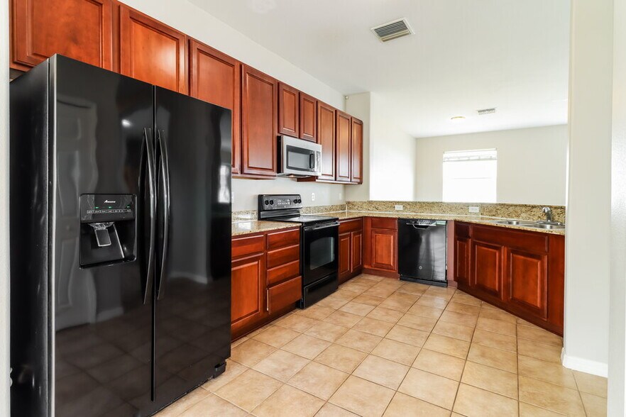 Building Photo - 1422 Kaffir Lily Ct