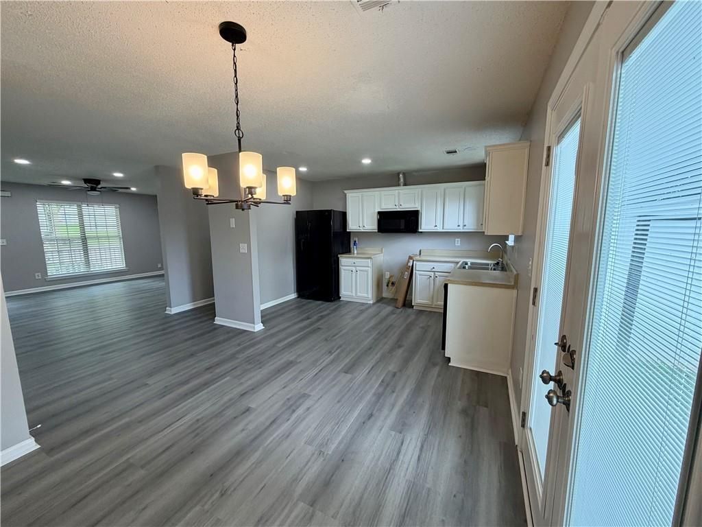 Building Photo - 3354 Waggoner Ln