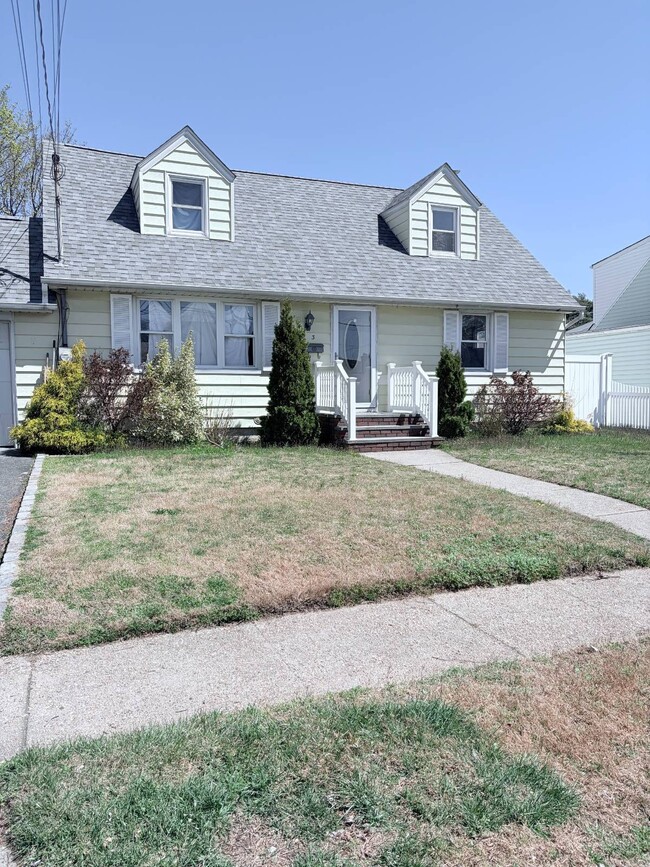 Building Photo - 3 Po Ln