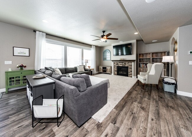 Building Photo - Beautiful, Spacious Home in Wolf Ranch in D20