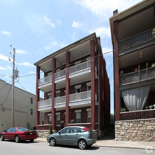 Building Photo - 516 Harrison St