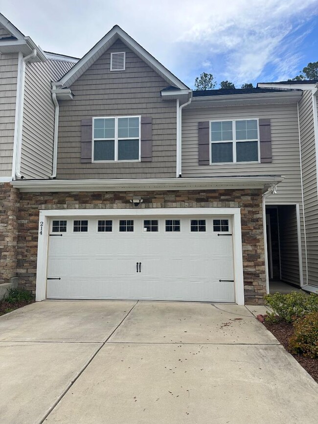 Building Photo - 214 Churment Ct