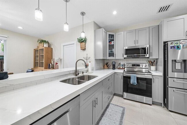 Building Photo - 3876 SW 169th Terrace