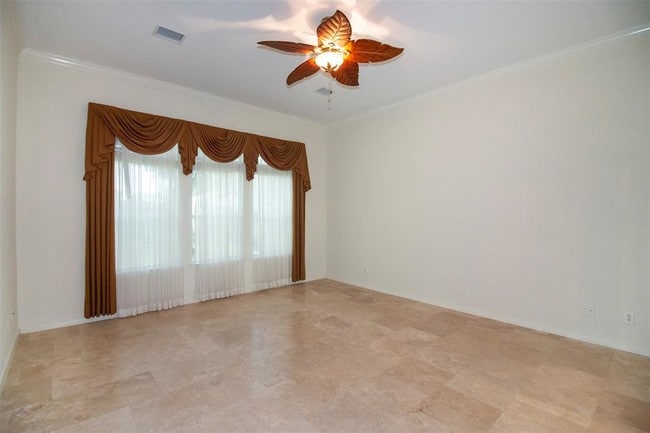 Building Photo - 2218 Longspur Ln