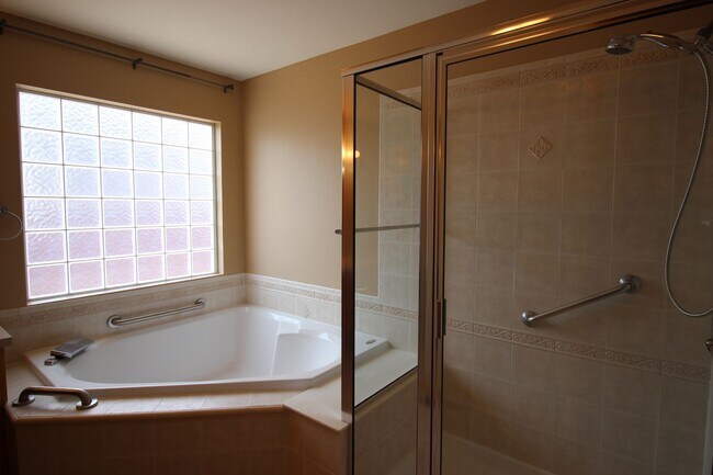 Building Photo - Wonderful Home in Central Fort Collins