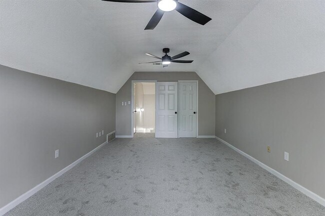Building Photo - 8952 Vorlich Cove