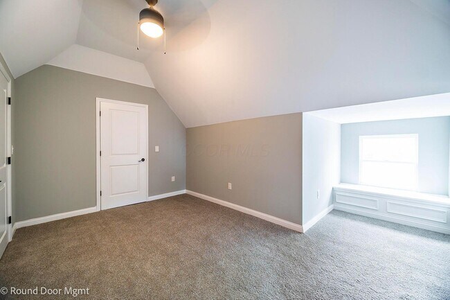 Building Photo - 850 Wilson Ave