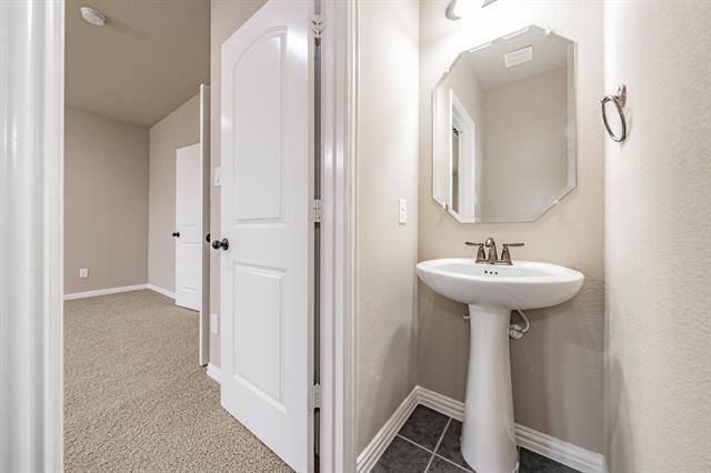 Building Photo - 1614 Chisholm Trail