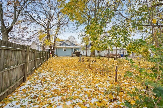 Building Photo - 1012 E Taylor St