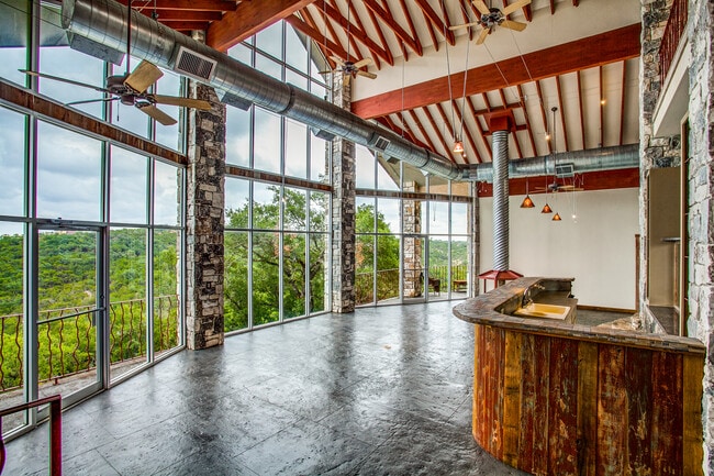 Building Photo - 27534 Twin Peak St