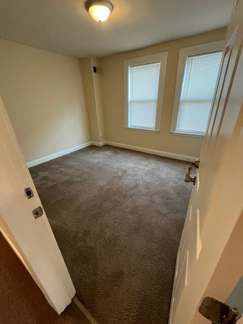 Building Photo - 2917 Bellevue Ave