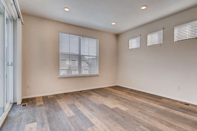 Building Photo - 3162 Jonquil St