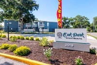 Building Photo - Oak Park Apartments