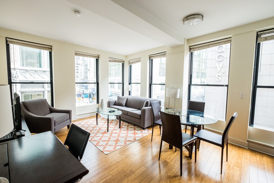 Building Photo - 3 Winter Pl