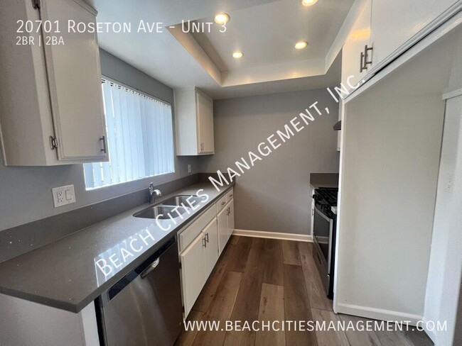 Building Photo - 20701 Roseton Ave