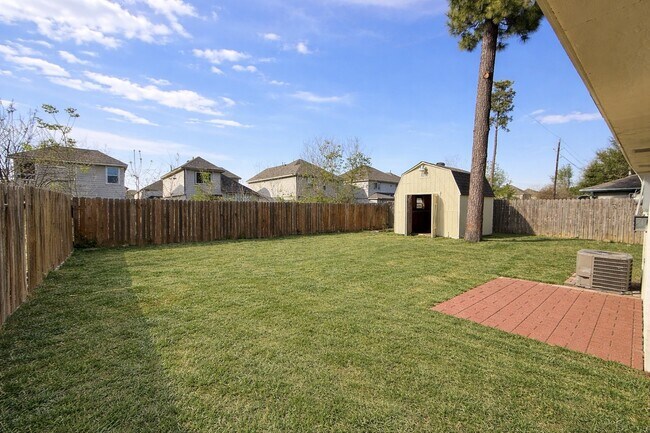 Building Photo - 4807 Maurita Dr