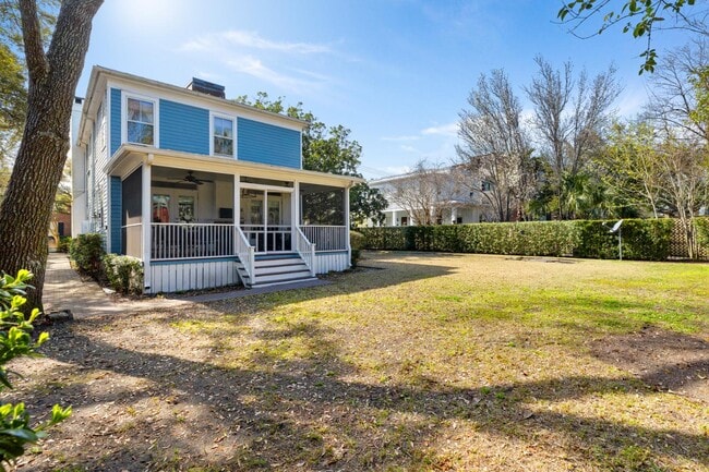 Building Photo - 56 Gadsden St