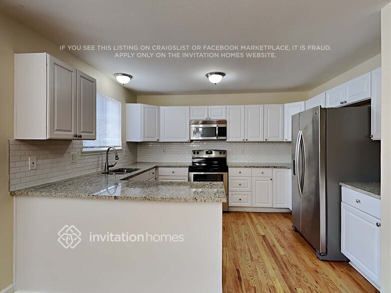 Building Photo - 9659 Marion Way