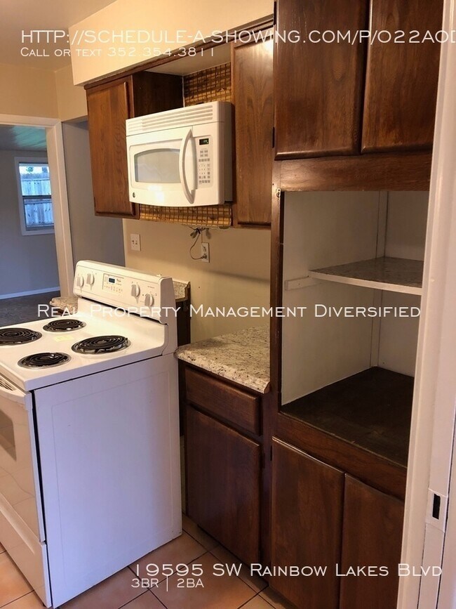 Building Photo - Great home in Rainbow Lake Estates - 3/2