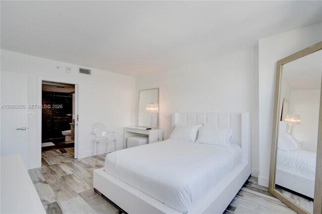 Building Photo - 90 Alton Rd