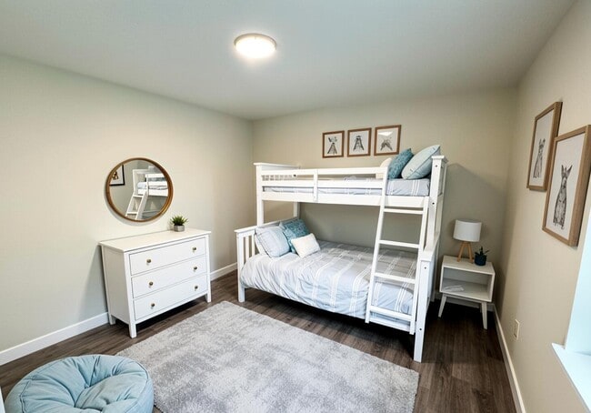 Building Photo - 1709 Hanover Blvd