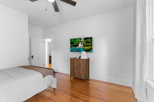 Building Photo - 3750 Totem Ln