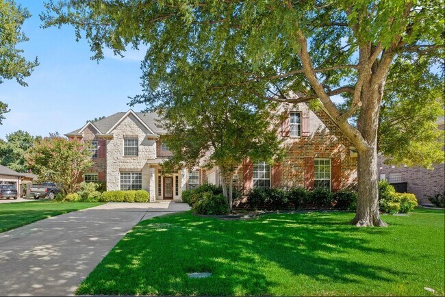 Building Photo - 1605 Berwick Dr