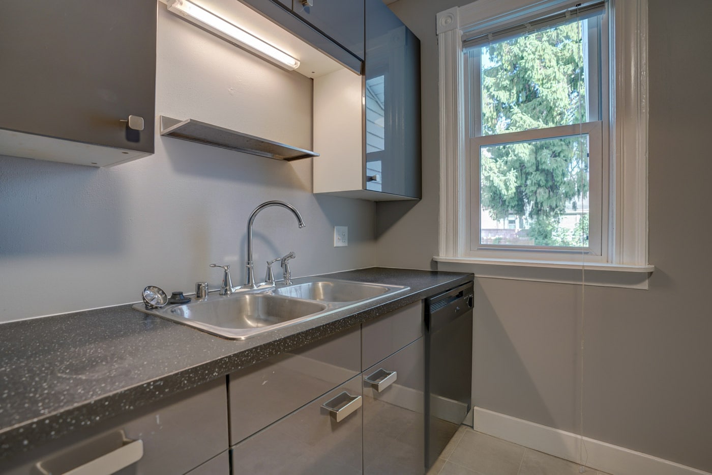 Building Photo - 538 W Wilson St